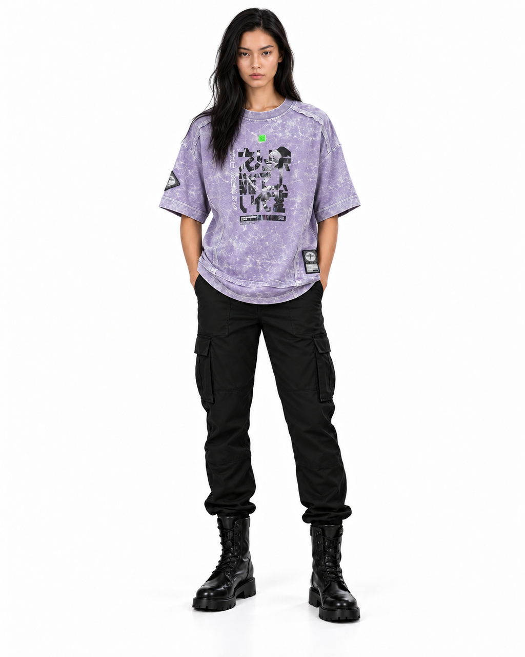Playera Prosess Lila THEMENCIA en modelo femenino, fondo blanco